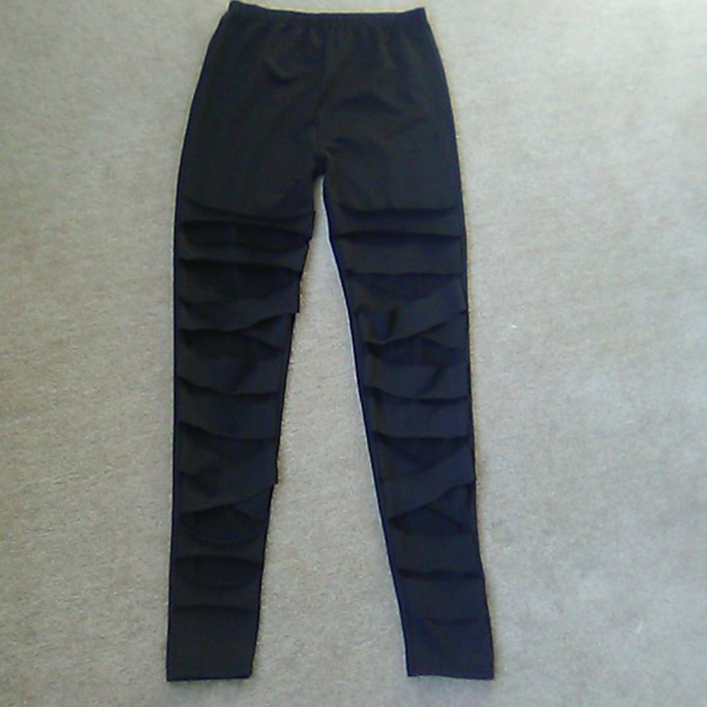 Black high-rise leggings
